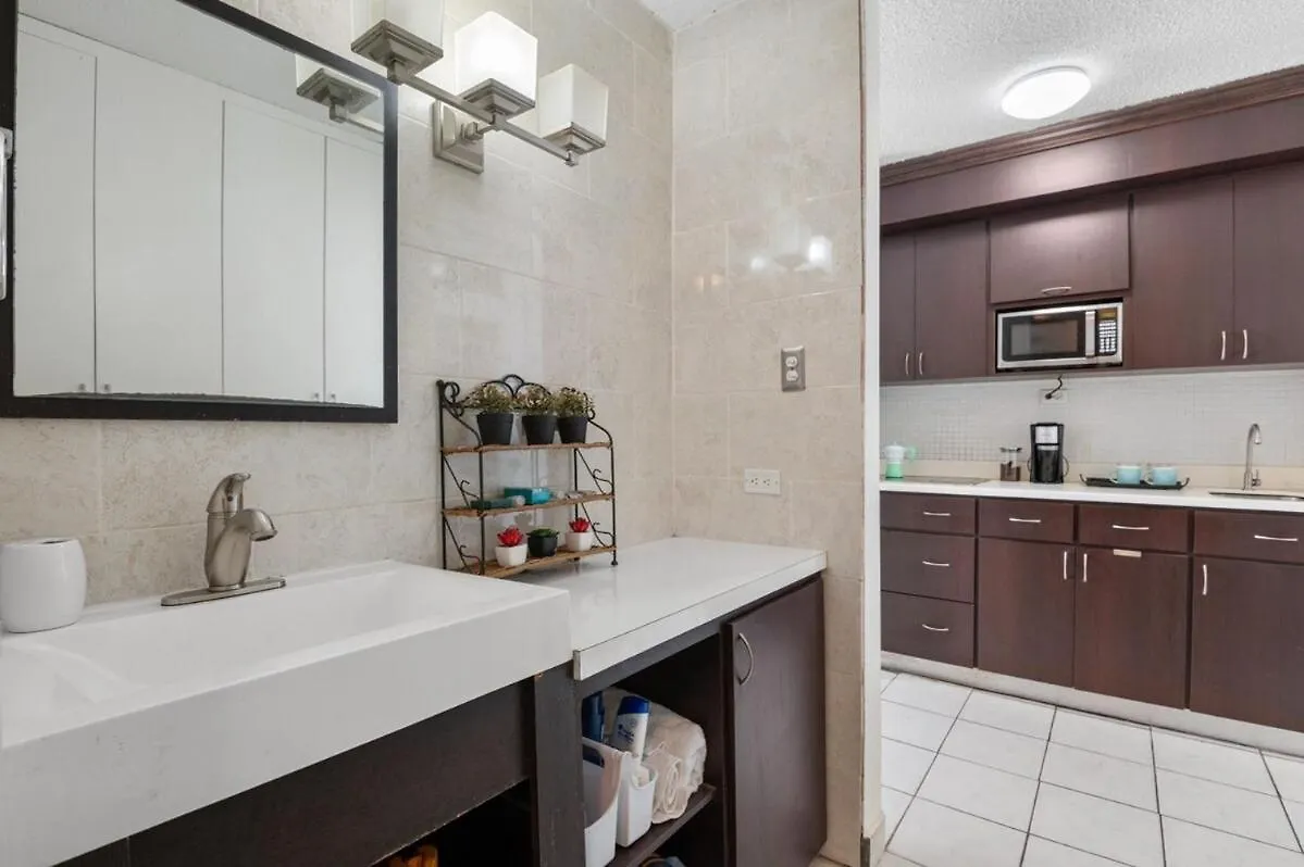 Studio 3 Minutes To The Airport Free Parking Pool San Juan Puerto Rico