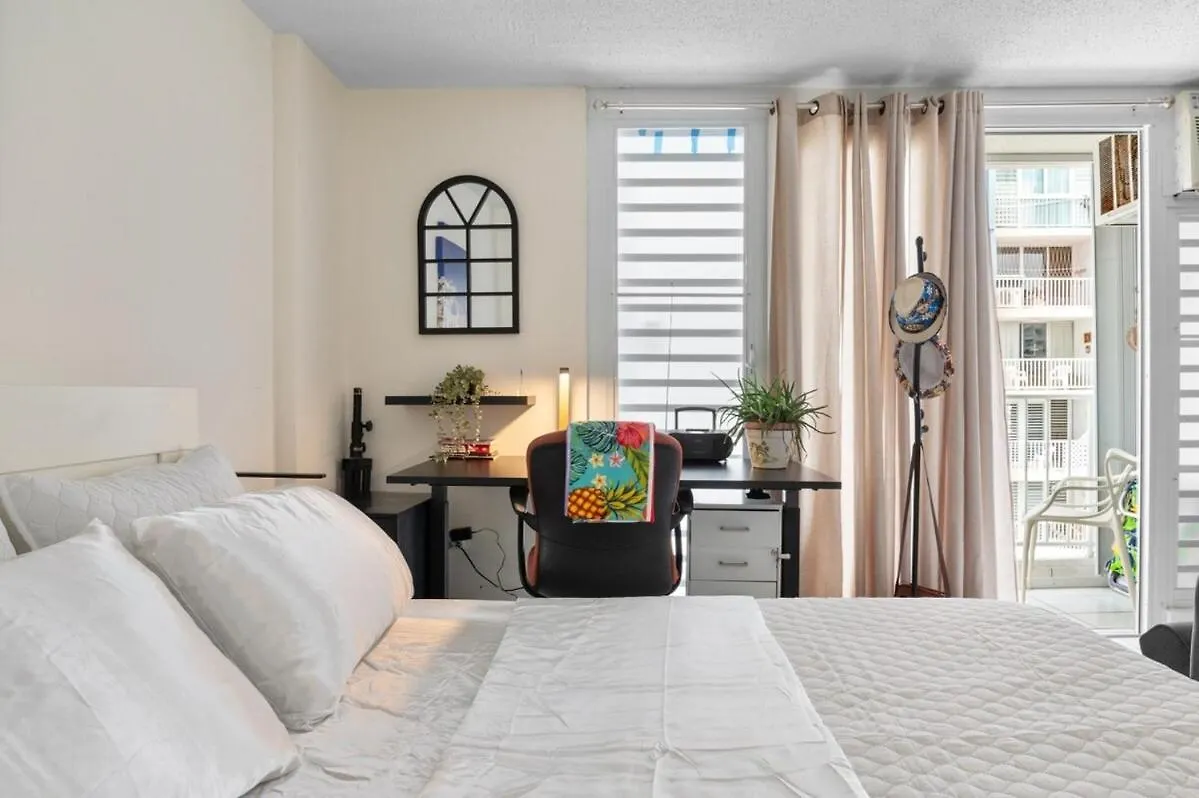 Apartment Studio 3 Minutes To The Airport Free Parking Pool San Juan